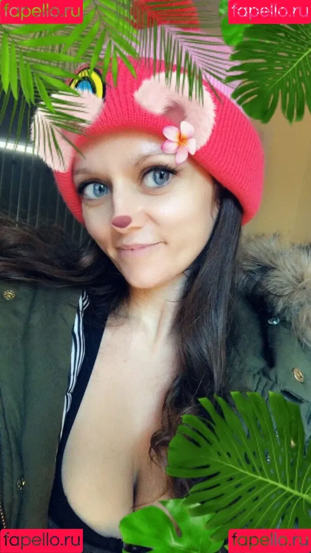 melodyradford Onlyfans Photo Gallery 