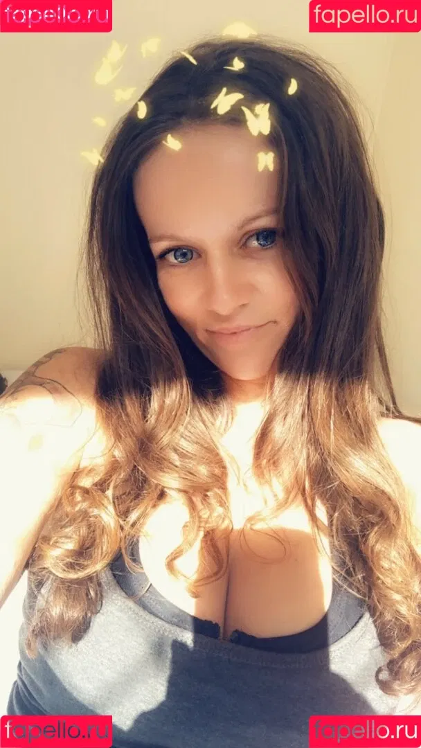 melodyradford Onlyfans Photo Gallery 