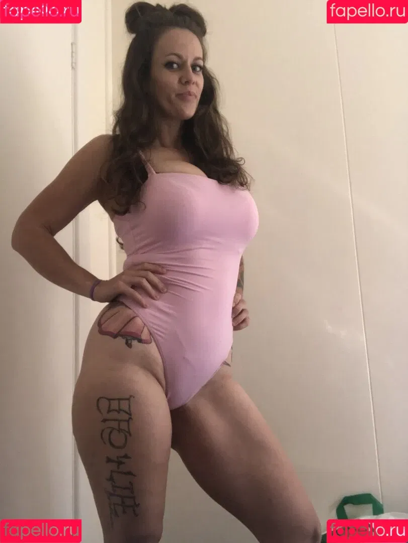 melodyradford Onlyfans Photo Gallery 