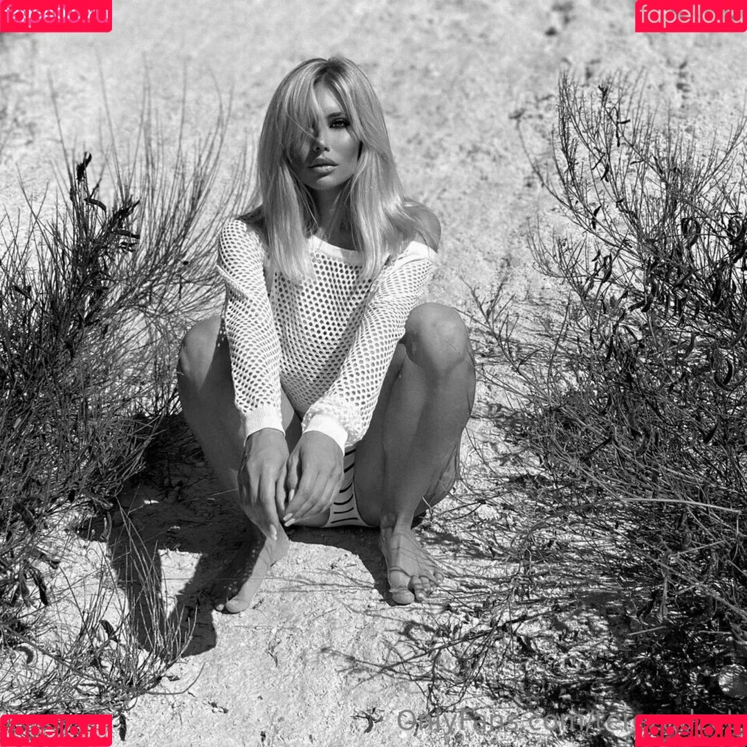 Tereza Dzet Onlyfans Photo Gallery 
