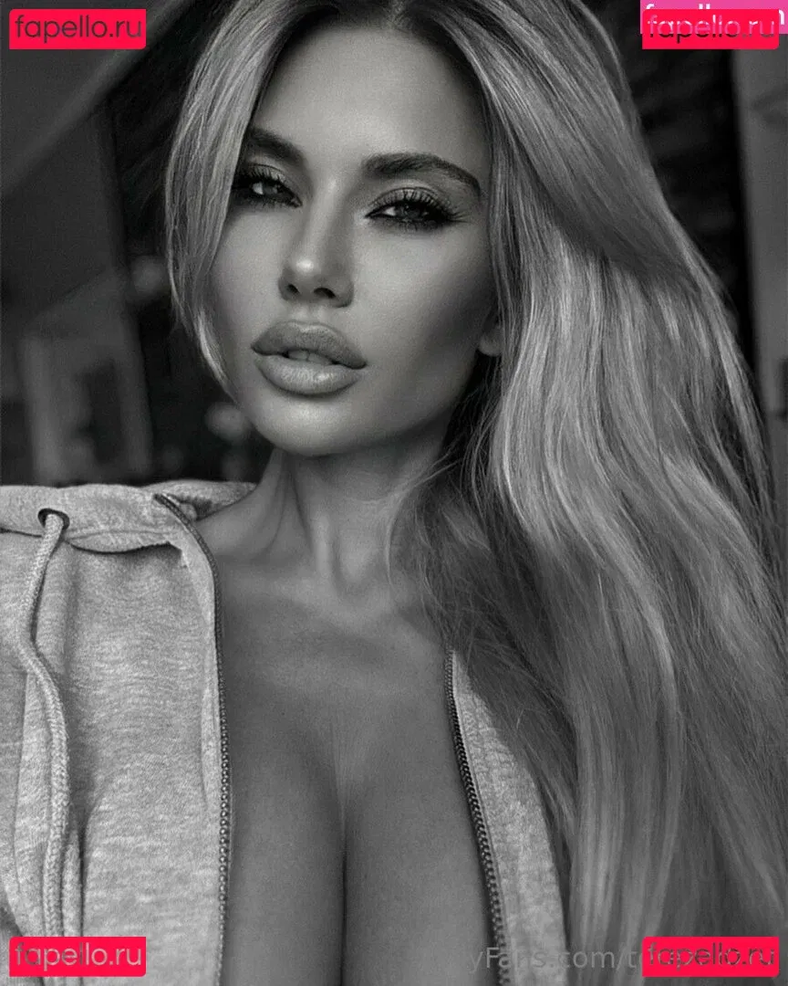 Tereza Dzet Onlyfans Photo Gallery 