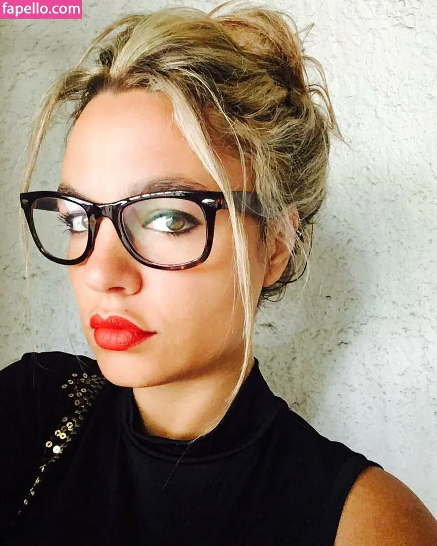 Acronopia Onlyfans Photo Gallery 