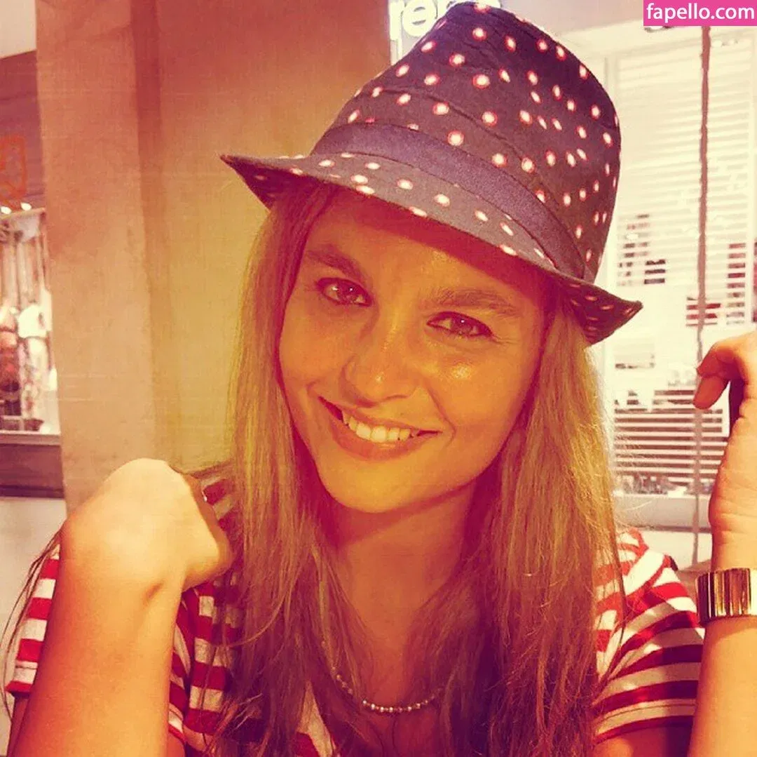 Acronopia Onlyfans Photo Gallery 