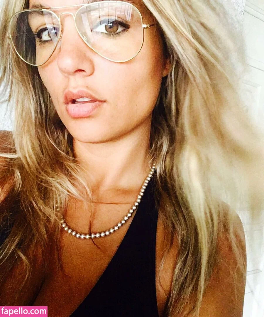 Acronopia Onlyfans Photo Gallery 