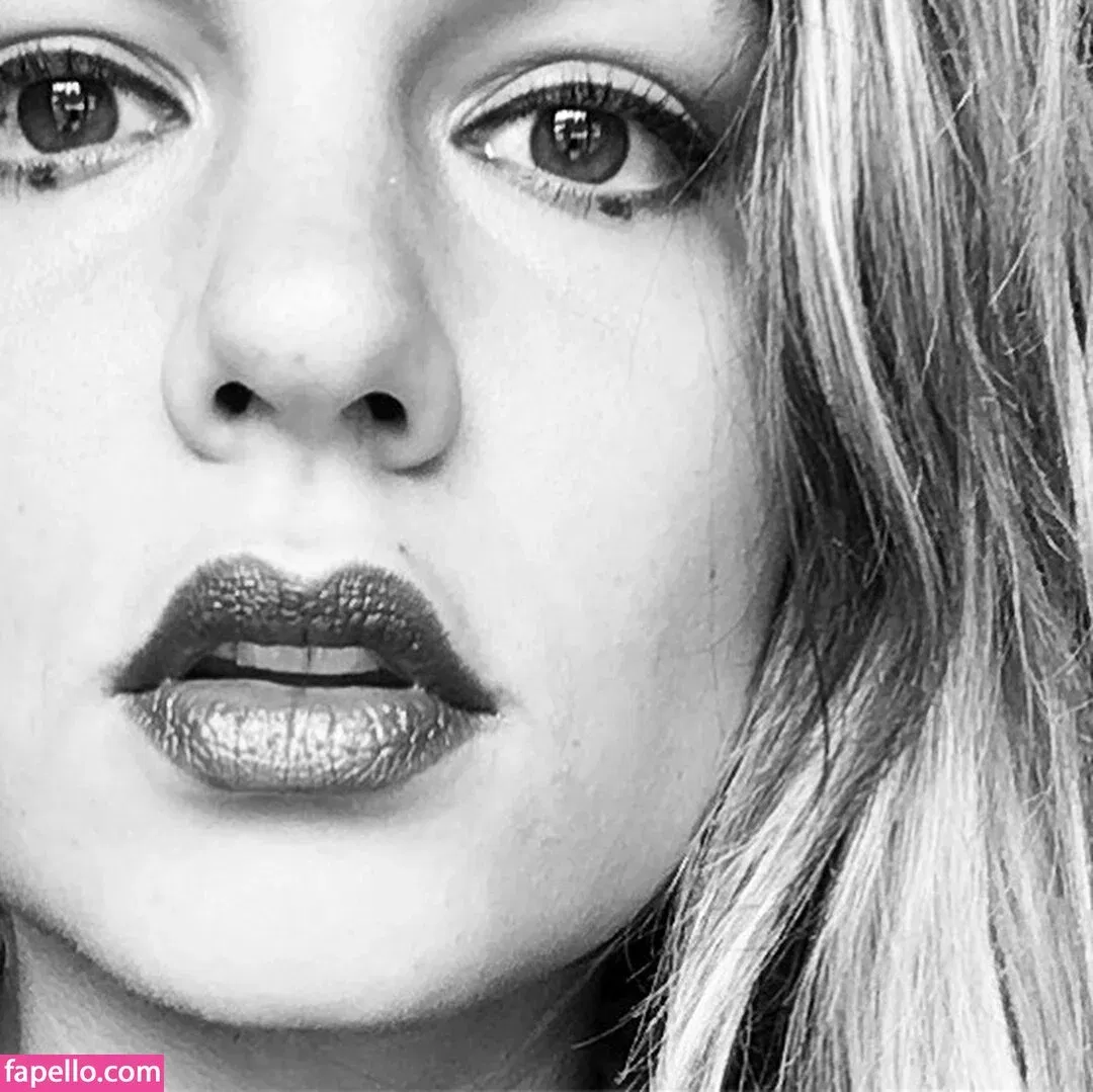 Acronopia Onlyfans Photo Gallery 