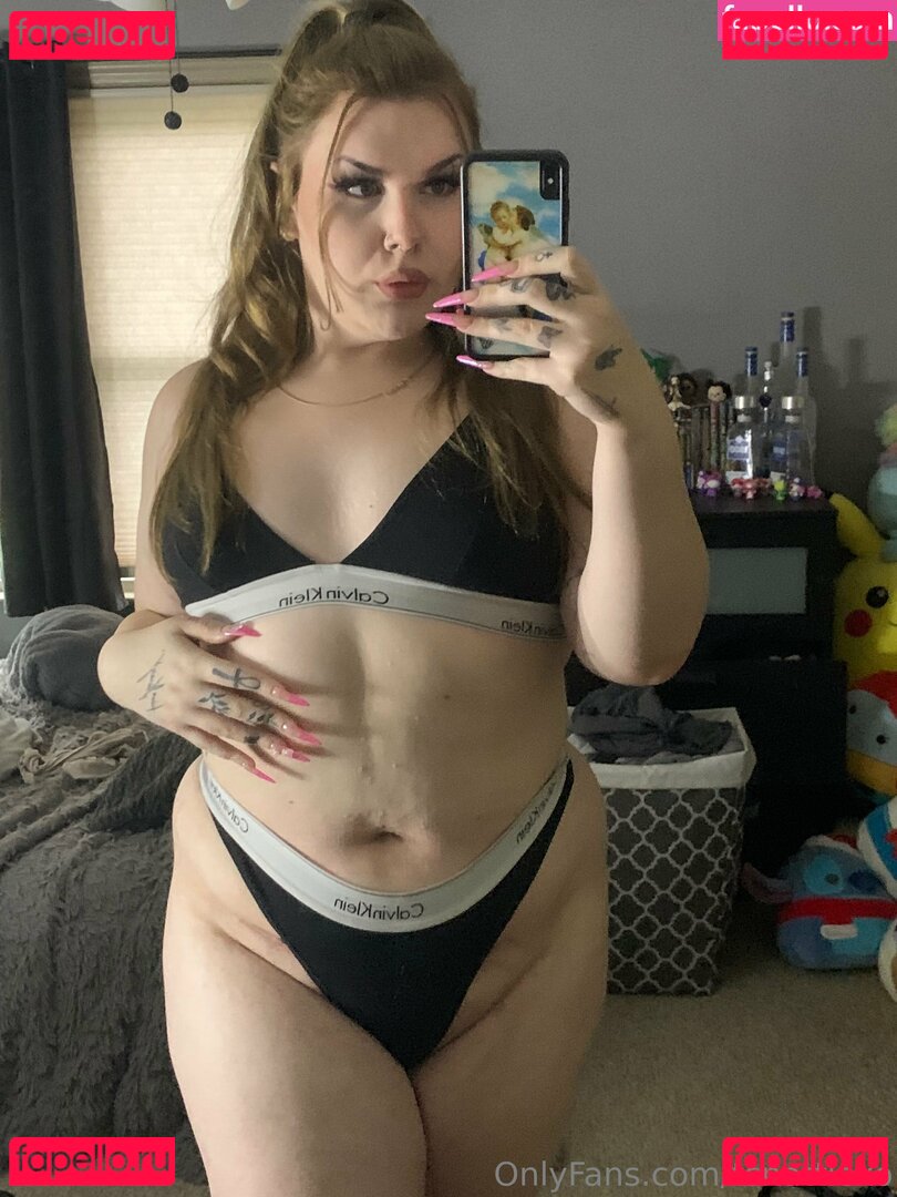 tsnattiexo Photo Gallery