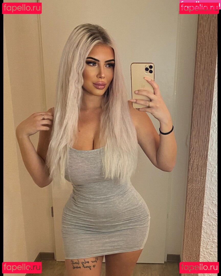 allysophiie Photo Gallery