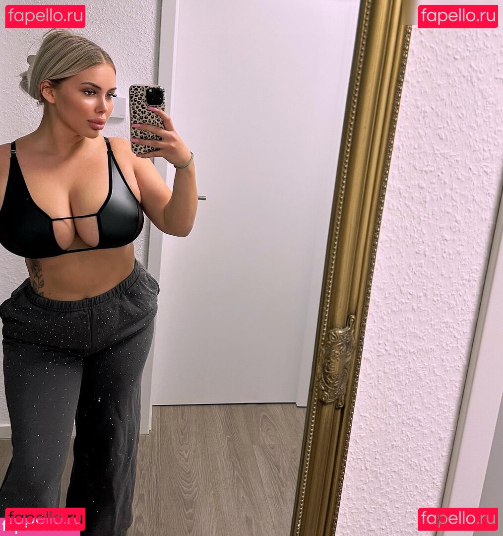 allysophiie Photo Gallery