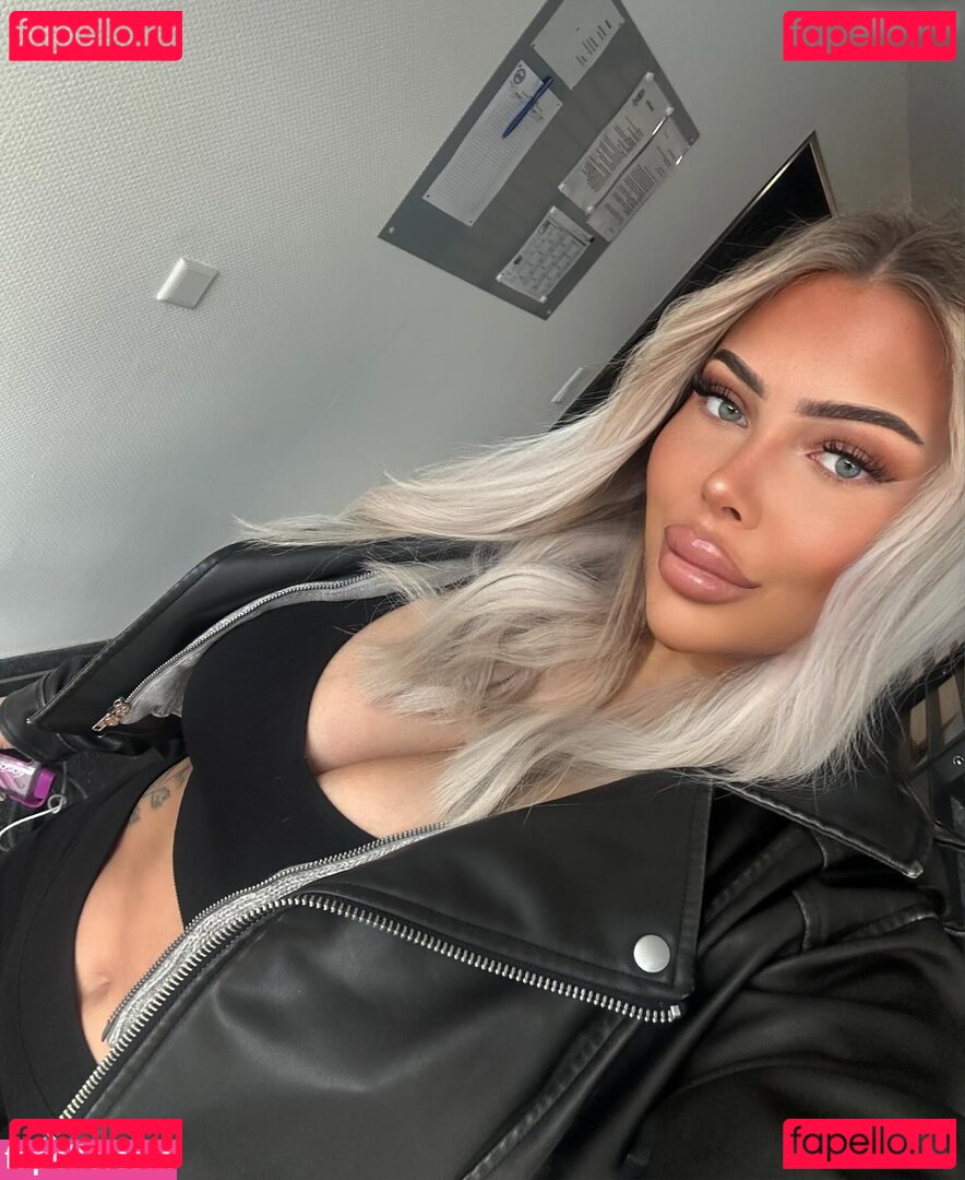 allysophiie Photo Gallery