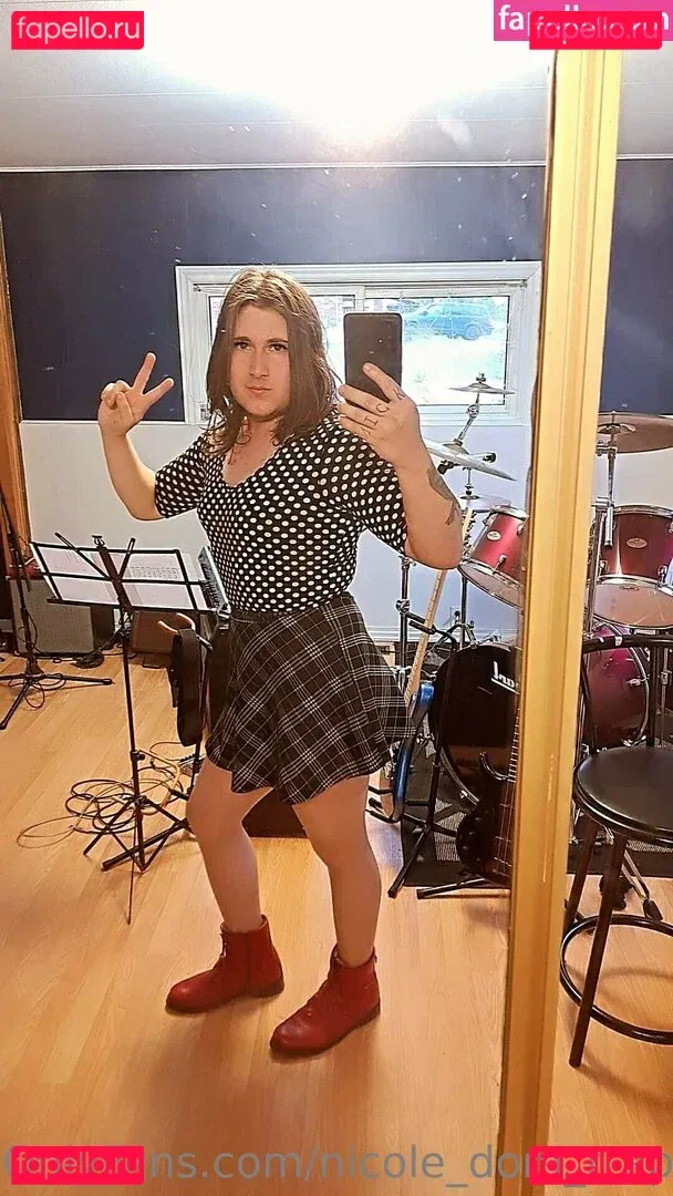 nicole_dom_trap Onlyfans Photo Gallery 