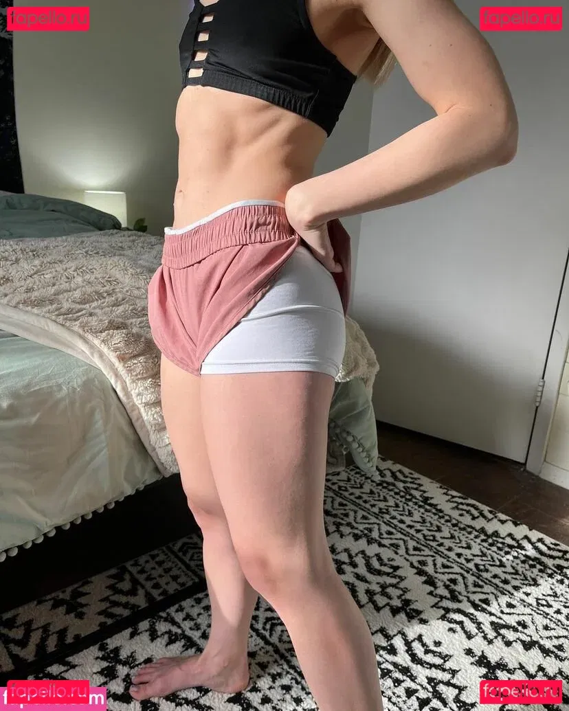 Petitenfit Onlyfans Photo Gallery 