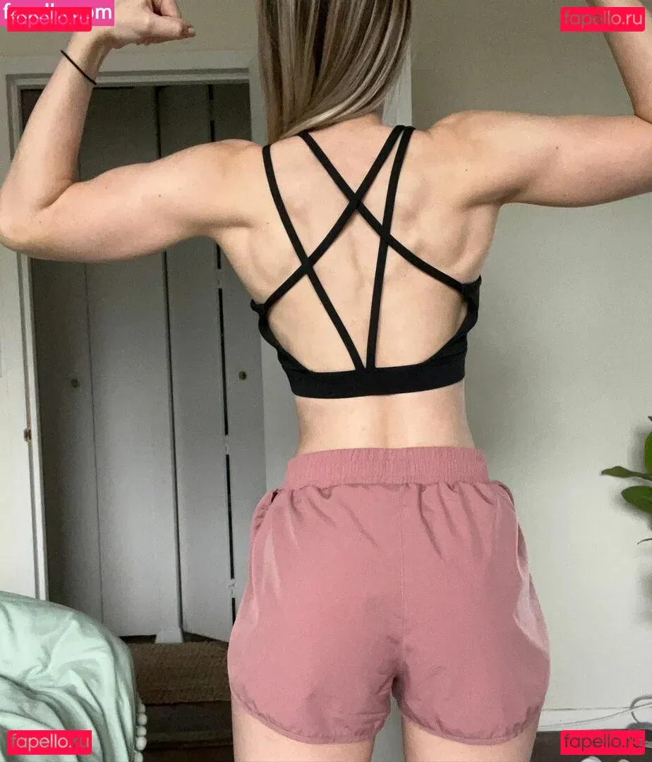 Petitenfit Onlyfans Photo Gallery 