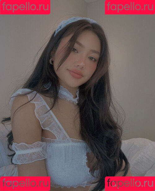 Nganguyeen Onlyfans Photo Gallery 