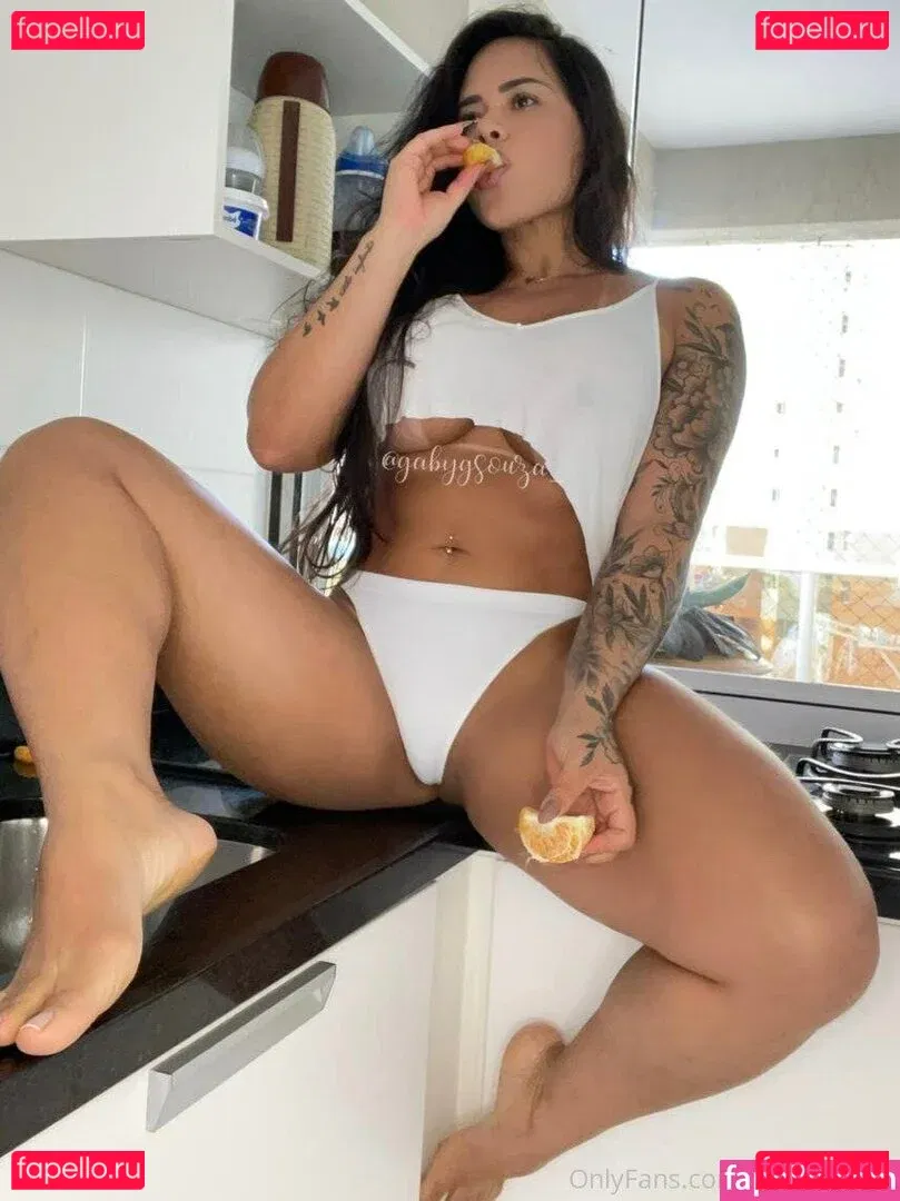 Gaby Souza Landi Onlyfans Photo Gallery 