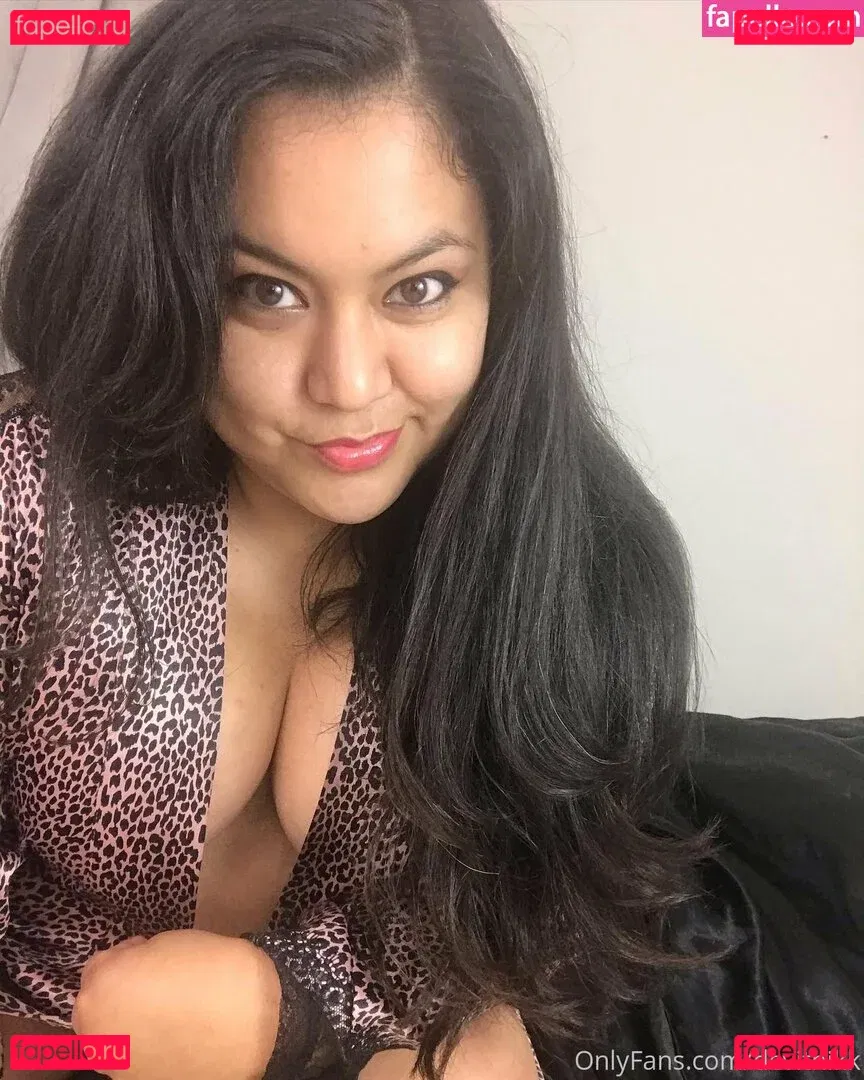 devithikk Onlyfans Photo Gallery 