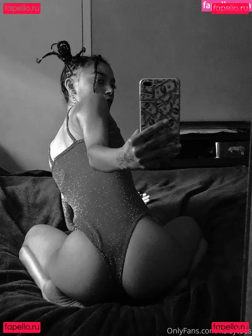 kaisytoes Onlyfans Photo Gallery 