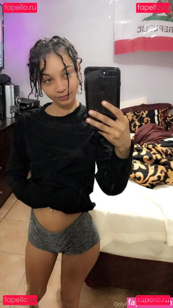 kaisytoes Onlyfans Photo Gallery 