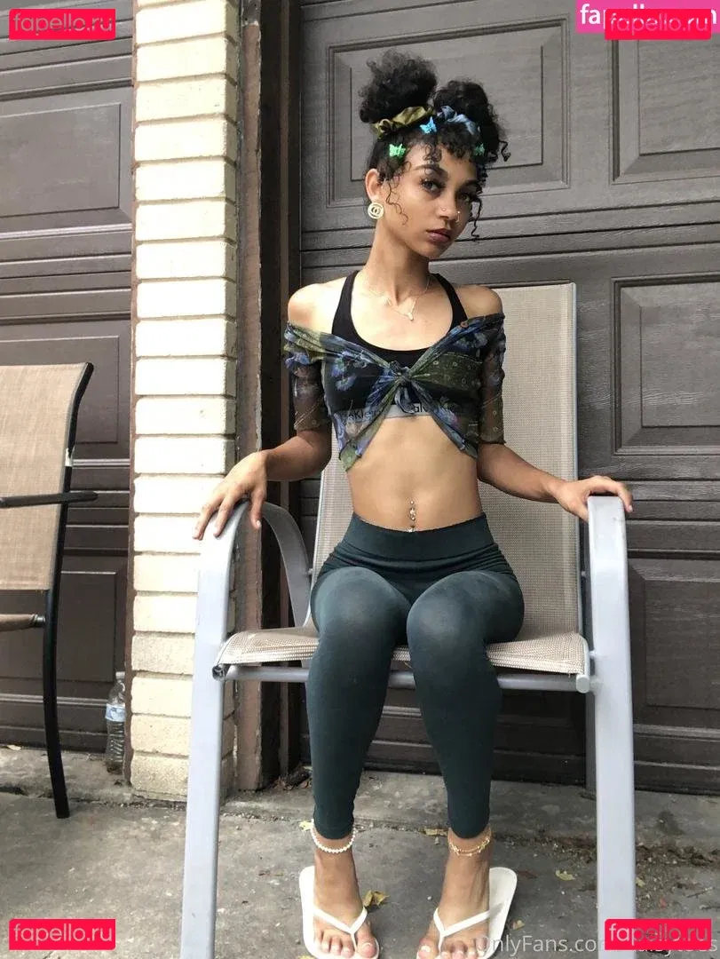 kaisytoes Onlyfans Photo Gallery 