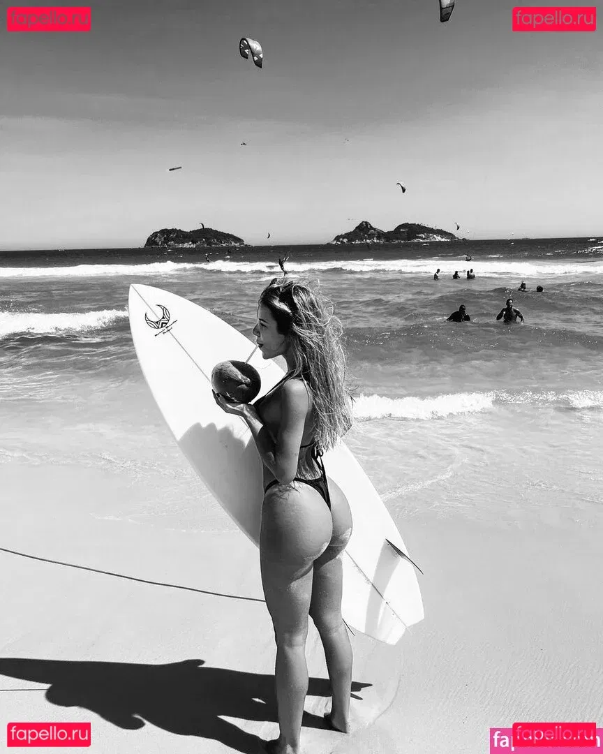 Alessandra Prado Onlyfans Photo Gallery 