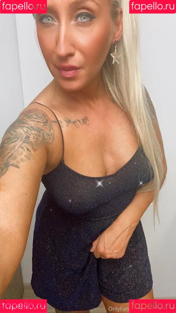 anksunamoon Onlyfans Photo Gallery 