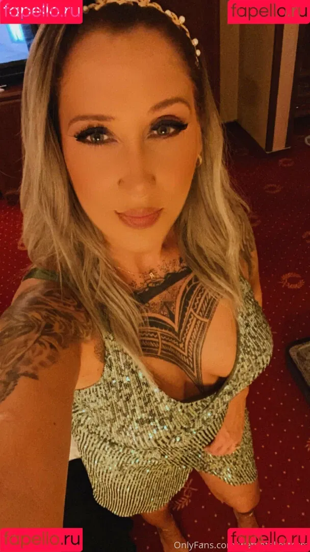 anksunamoon Onlyfans Photo Gallery 