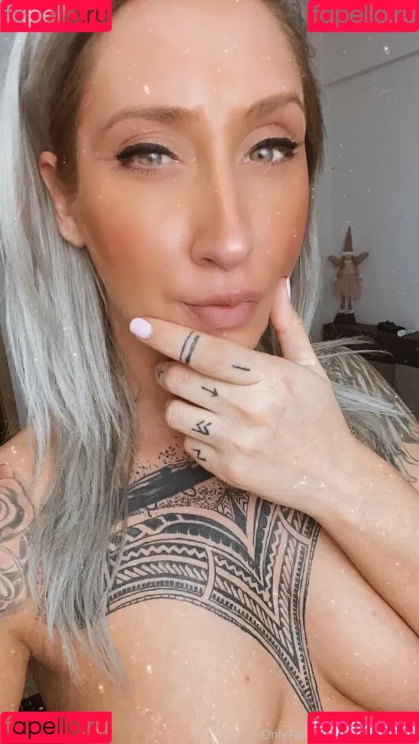 anksunamoon Onlyfans Photo Gallery 
