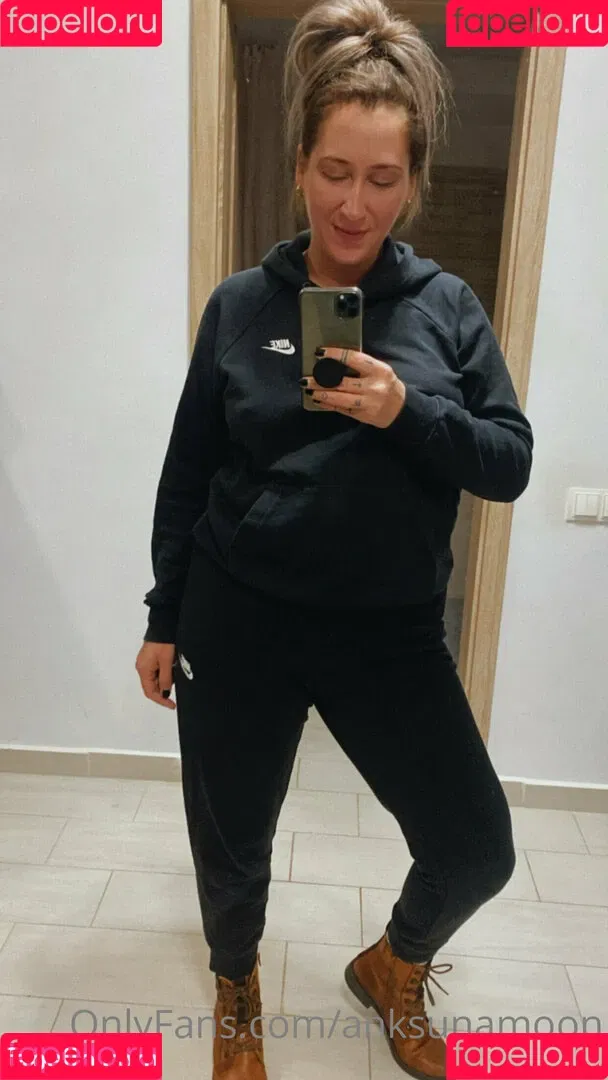 anksunamoon Onlyfans Photo Gallery 