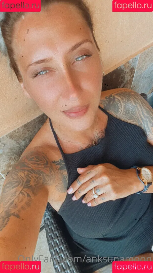 anksunamoon Onlyfans Photo Gallery 