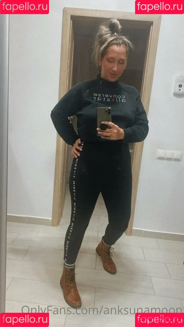 anksunamoon Onlyfans Photo Gallery 