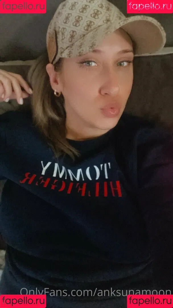 anksunamoon Onlyfans Photo Gallery 