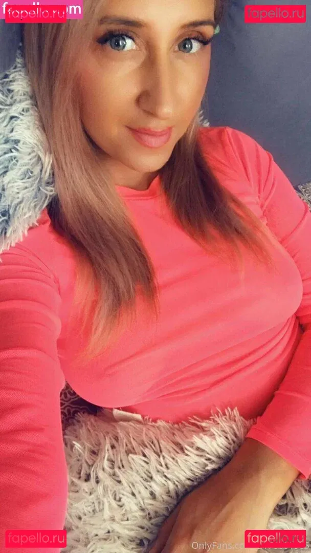 anksunamoon Onlyfans Photo Gallery 