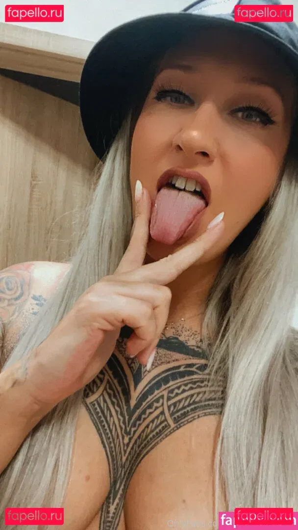 anksunamoon Onlyfans Photo Gallery 