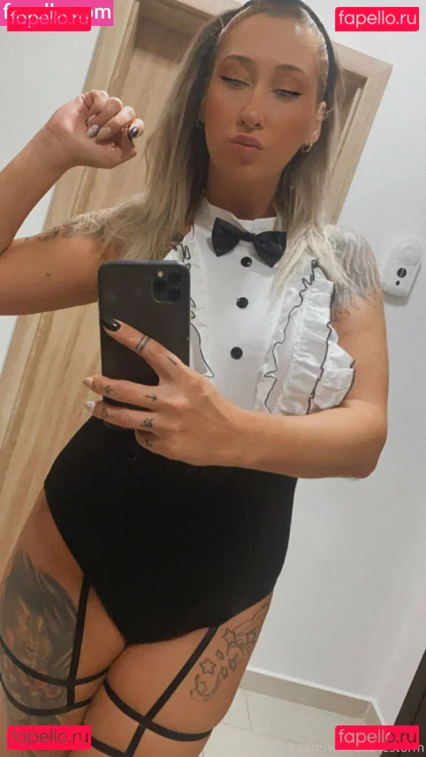 anksunamoon Onlyfans Photo Gallery 