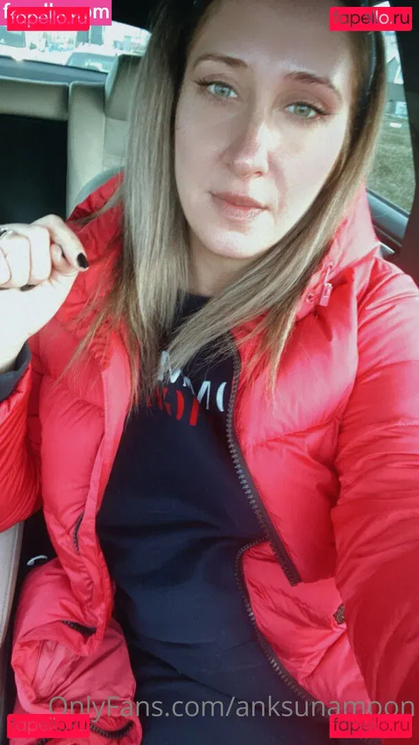 anksunamoon Onlyfans Photo Gallery 
