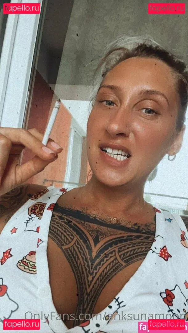 anksunamoon Onlyfans Photo Gallery 