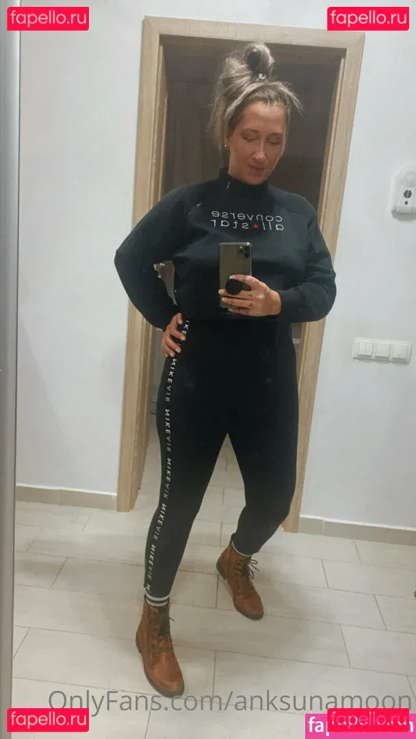 anksunamoon Onlyfans Photo Gallery 