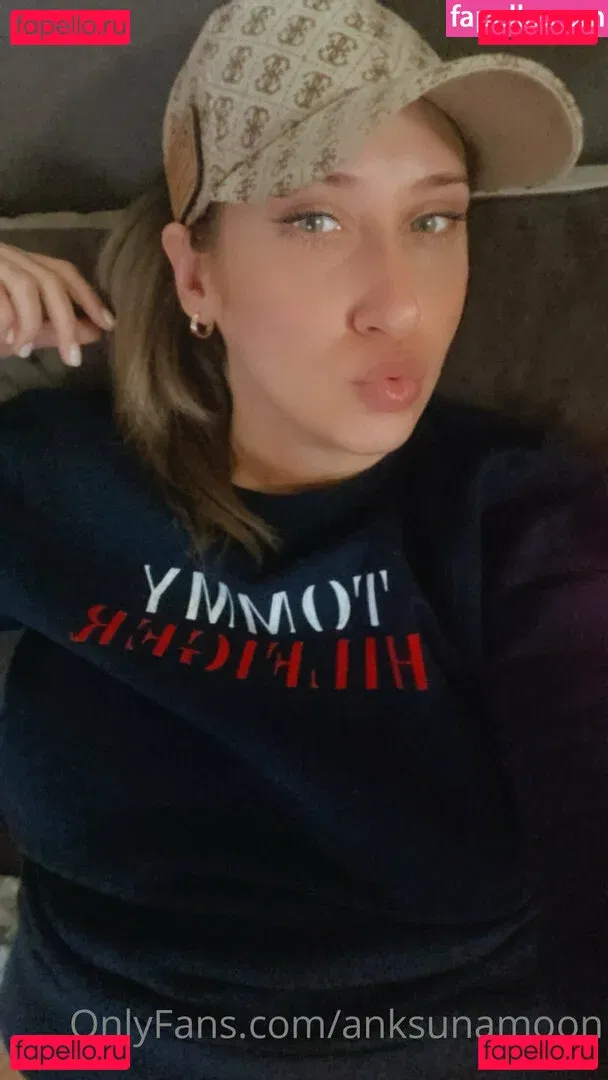 anksunamoon Onlyfans Photo Gallery 