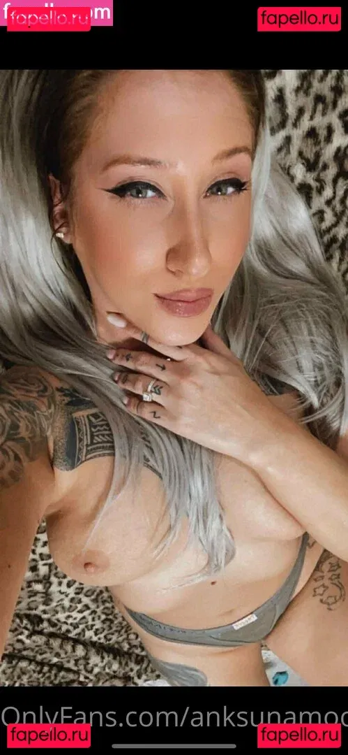 anksunamoon Onlyfans Photo Gallery 