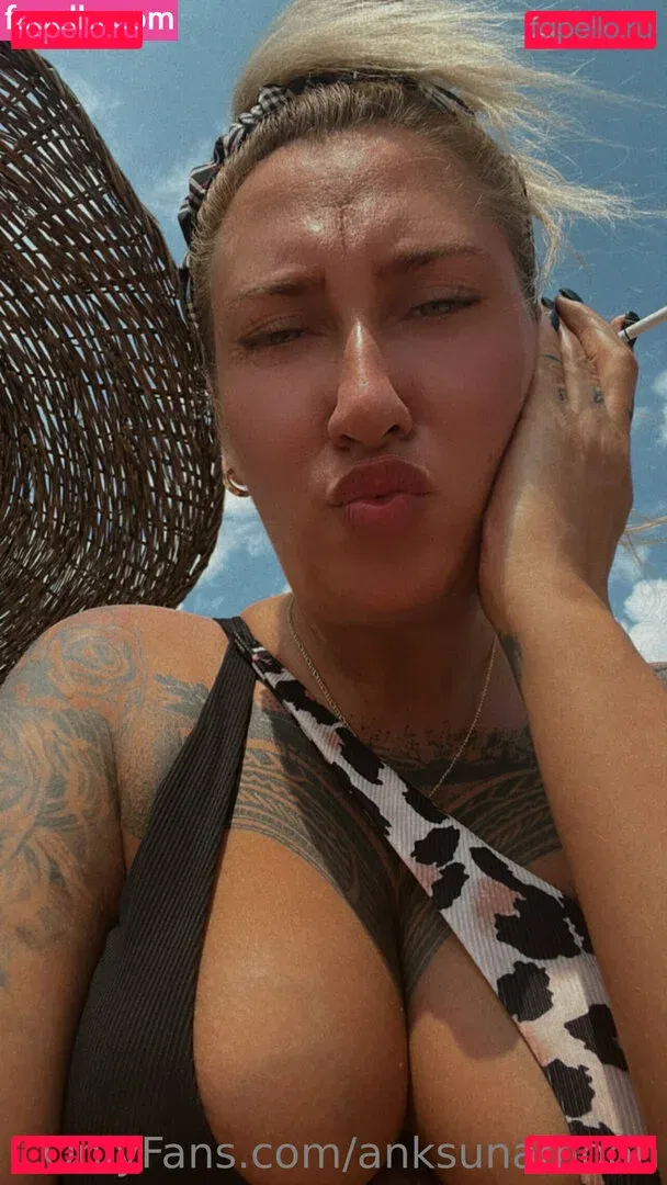 anksunamoon Onlyfans Photo Gallery 