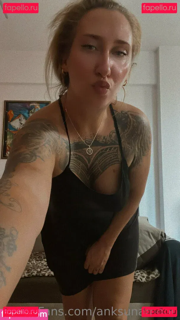 anksunamoon Onlyfans Photo Gallery 