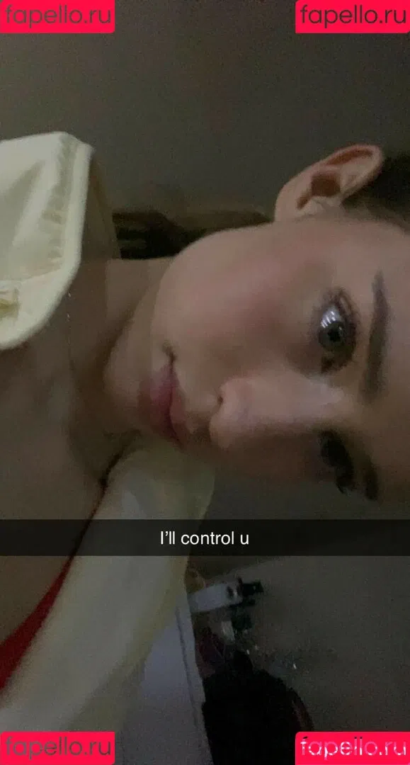 Mira Szalma Onlyfans Photo Gallery 