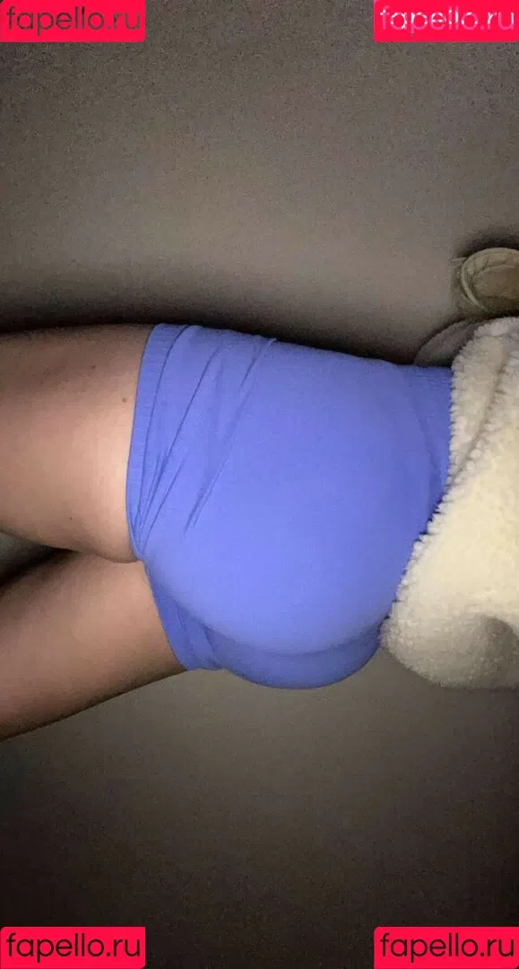 Mira Szalma Onlyfans Photo Gallery 