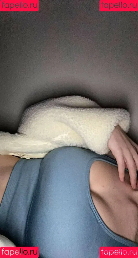 Mira Szalma Onlyfans Photo Gallery 