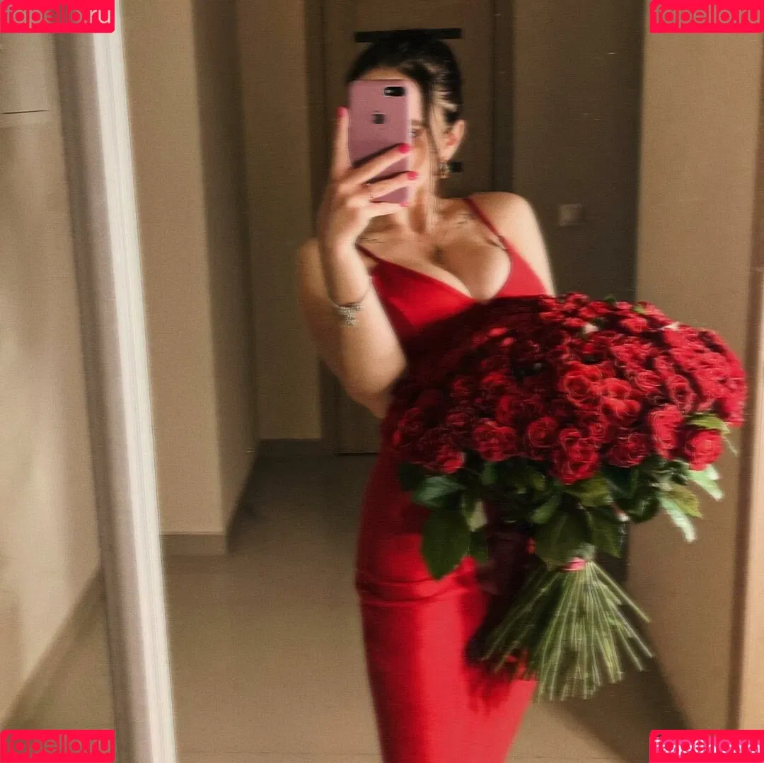6nesty9_ Onlyfans Photo Gallery 