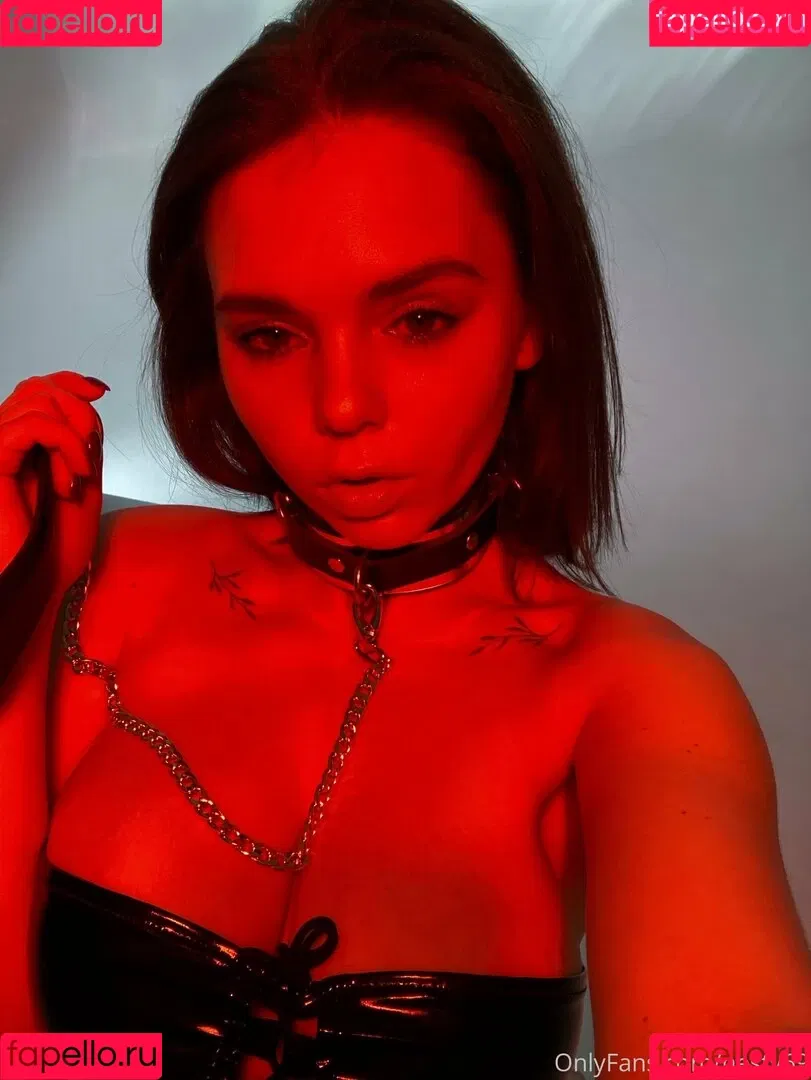 6nesty9_ Onlyfans Photo Gallery 