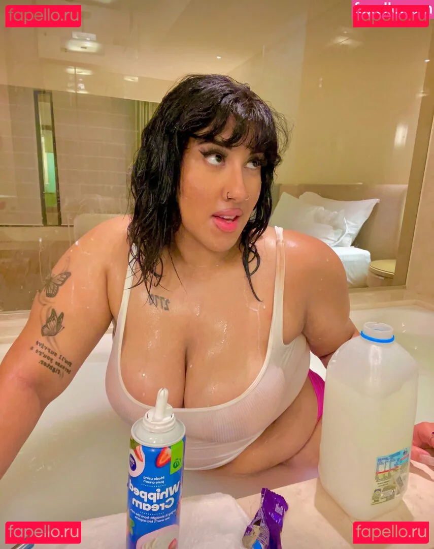 Cchristineabadir Onlyfans Photo Gallery 