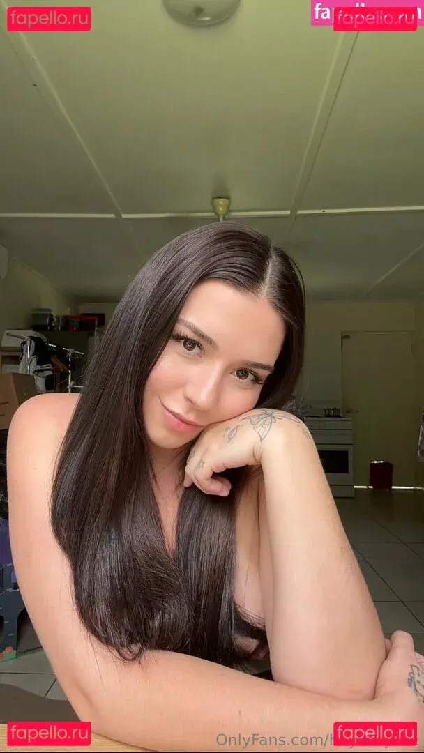 haylieejfree Onlyfans Photo Gallery 