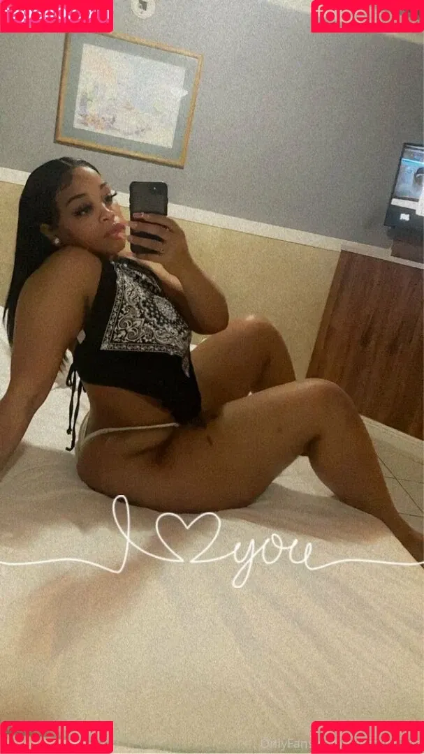 silkstunnaaa Onlyfans Photo Gallery 