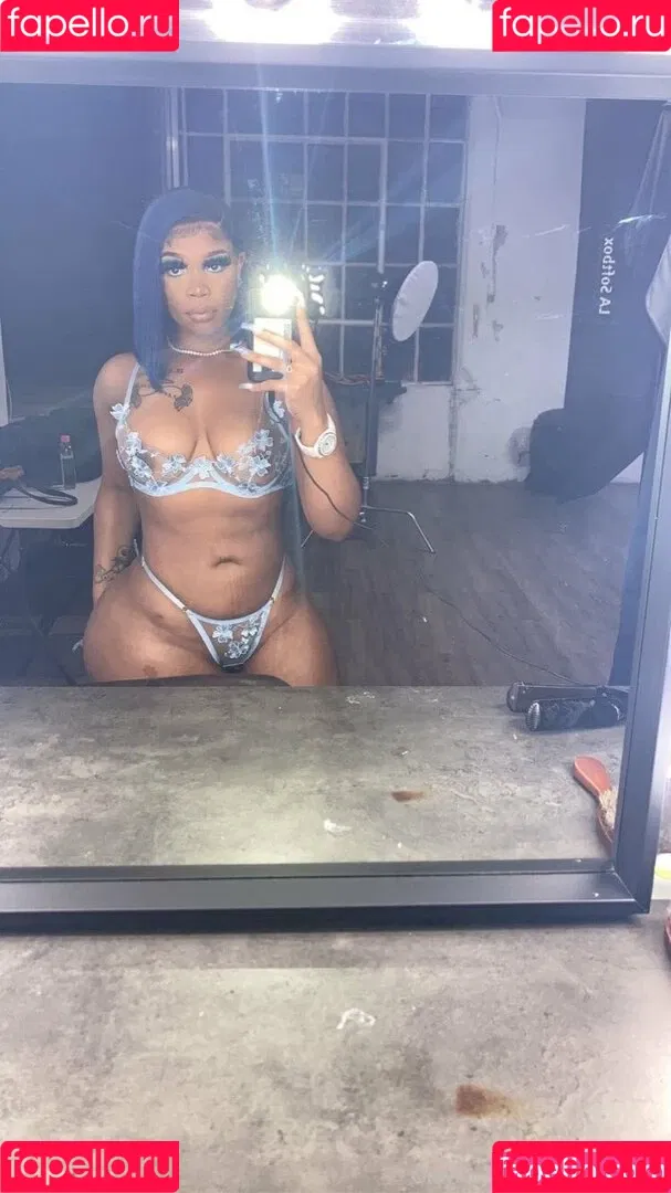 silkstunnaaa Onlyfans Photo Gallery 