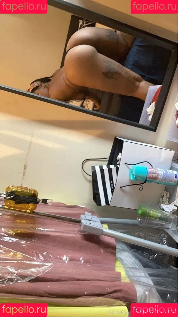 silkstunnaaa Onlyfans Photo Gallery 